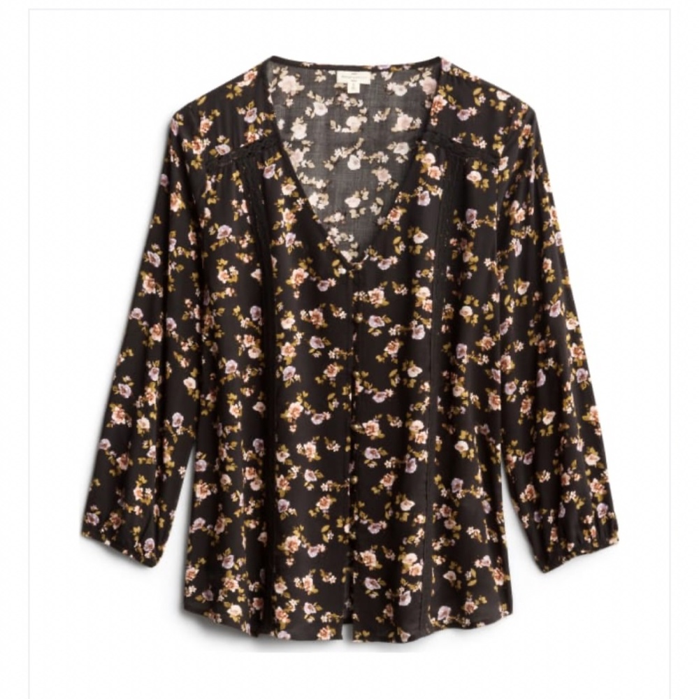 Mason & Belle Black Floral Crochet detail top